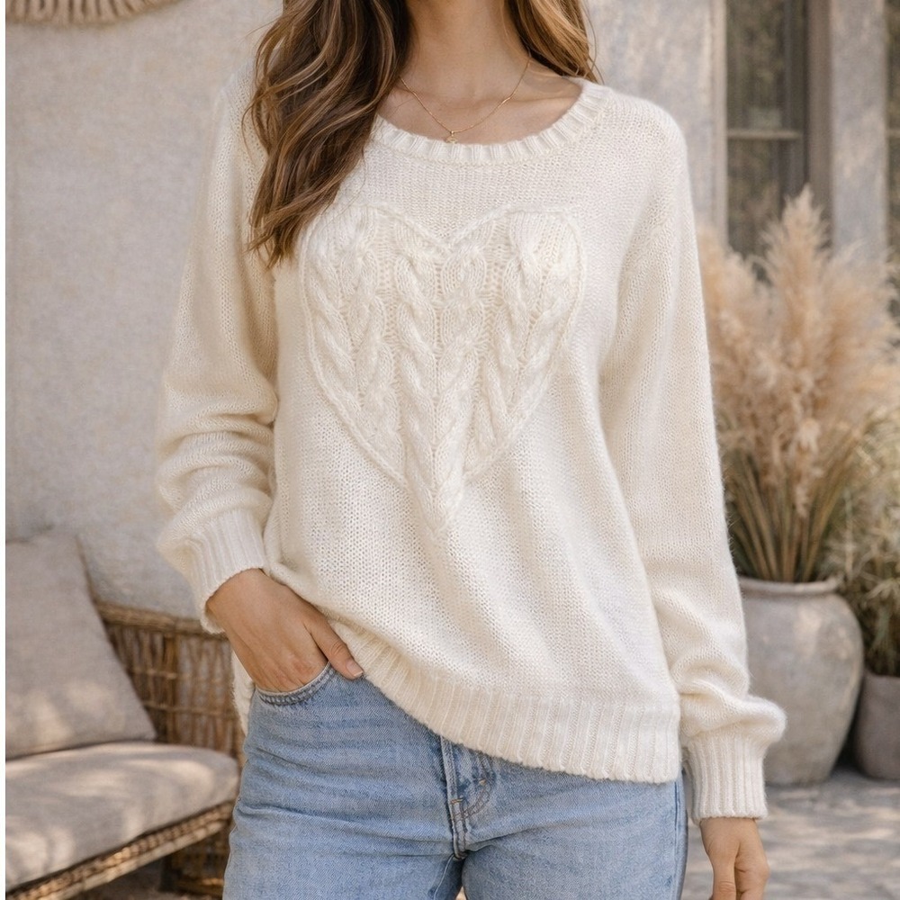 Wooden Ships NEW Ivory Heart Cable Knit Mohair Crew Neck Sweater SZ Medium Cozy
